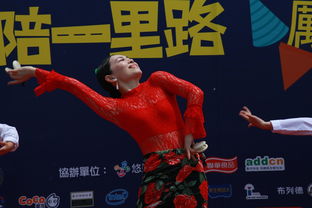 西班牙女足运动员展现出强大实力获胜利，西班牙足球女友  第3张